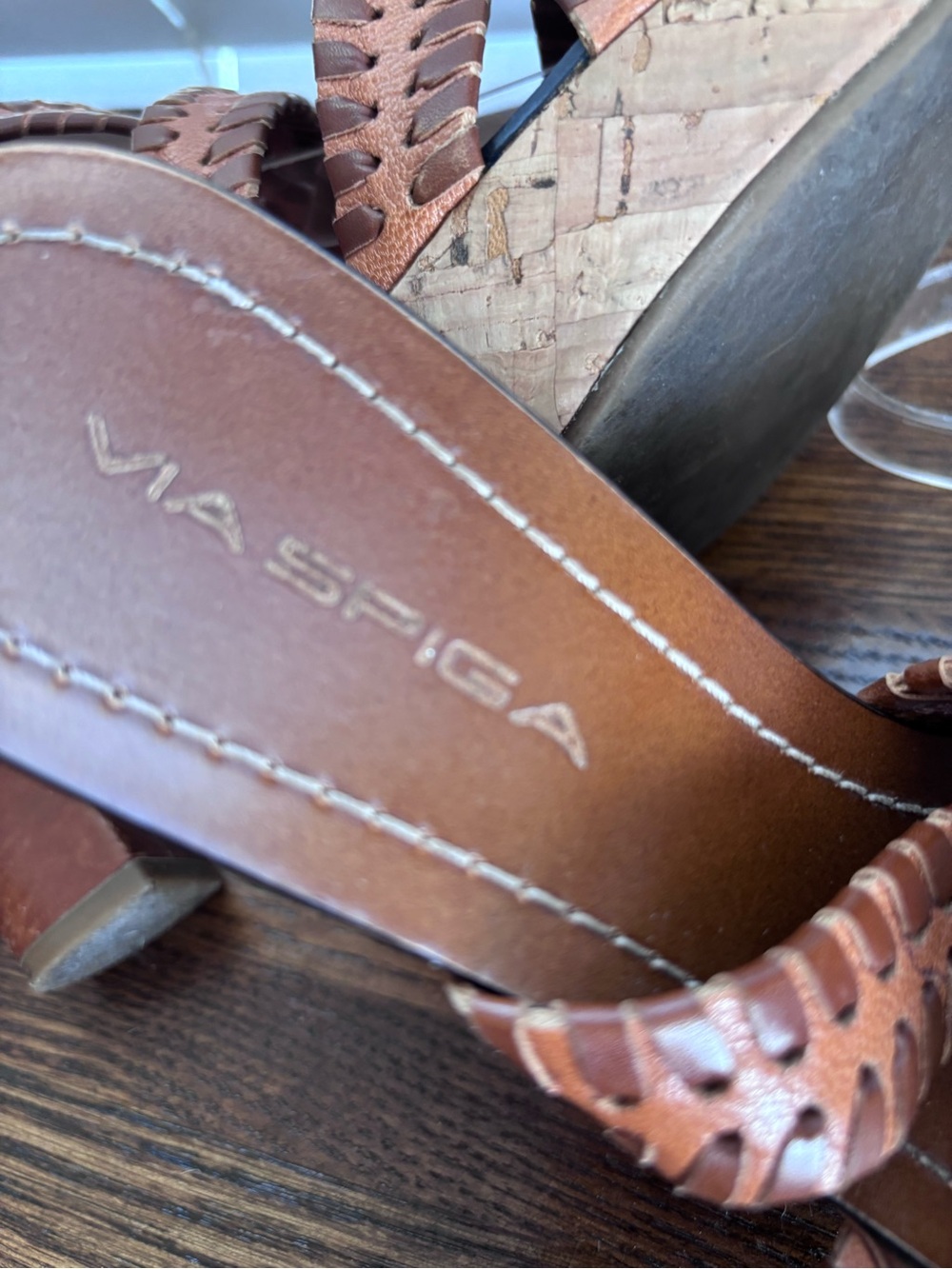 Size 8 leather heels - Picture 9 of 13